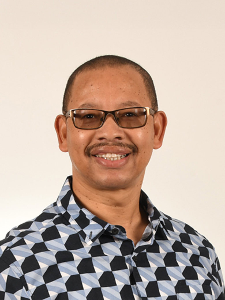 Prof A P Flotman